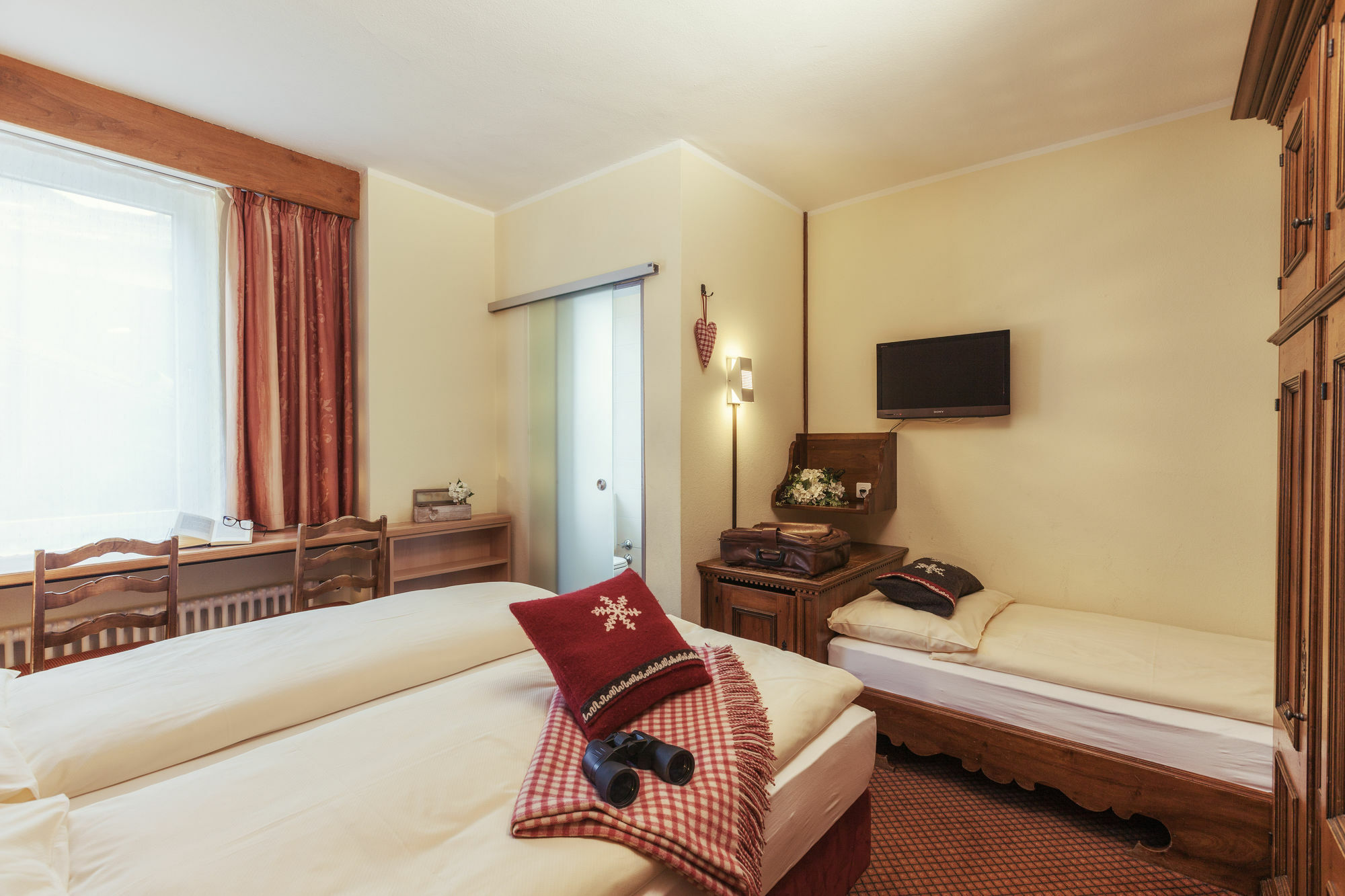 Le Petit Charme-Inn Zermatt Dış mekan fotoğraf