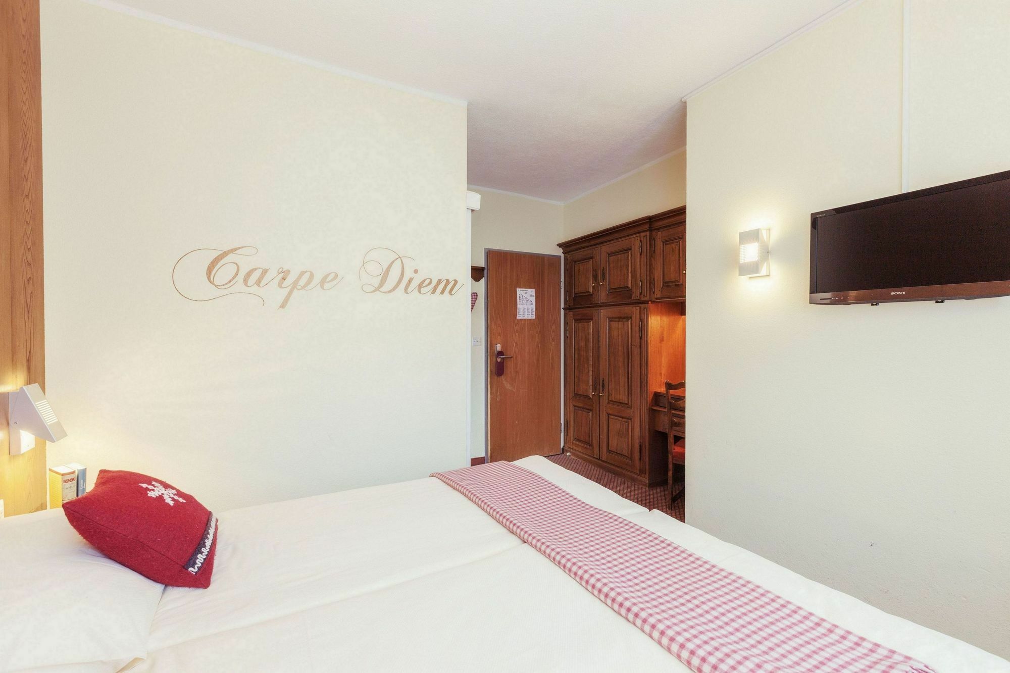 Le Petit Charme-Inn Zermatt Dış mekan fotoğraf